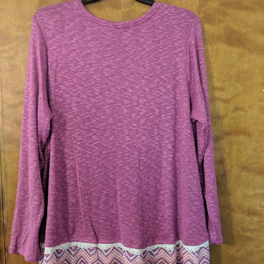 Sweater - Picture 2 of 3